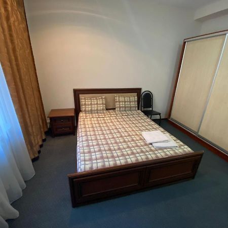 Stefan Cel Mare Boulevard Ultracentral Apartments In The Center Chişinǎu Buitenkant foto