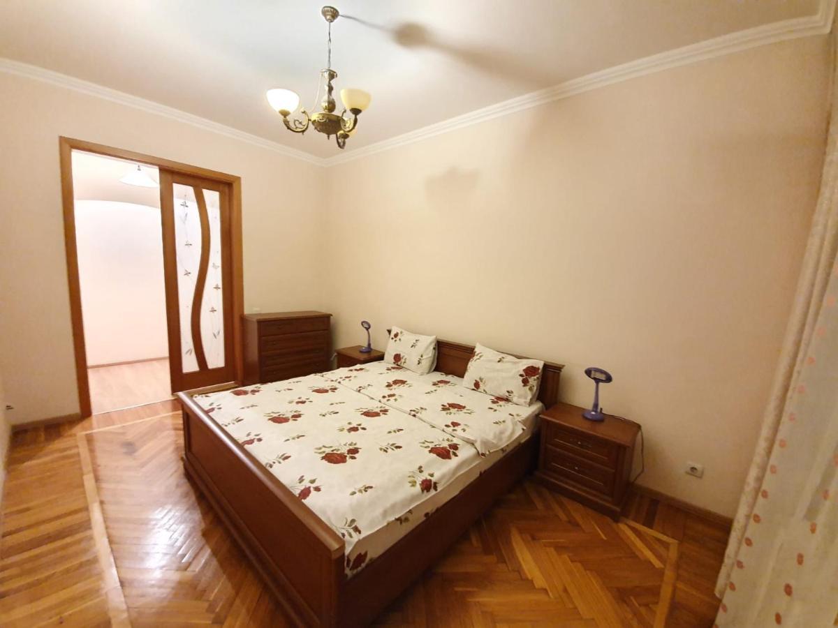 Stefan Cel Mare Boulevard Ultracentral Apartments In The Center Chişinǎu Buitenkant foto