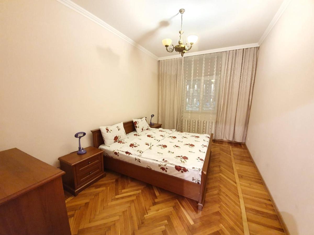 Stefan Cel Mare Boulevard Ultracentral Apartments In The Center Chişinǎu Buitenkant foto