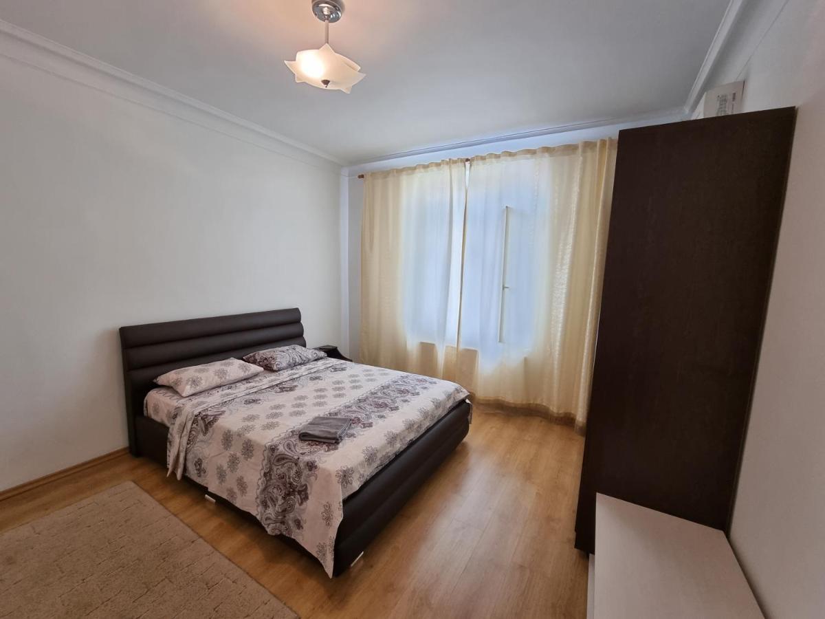Stefan Cel Mare Boulevard Ultracentral Apartments In The Center Chişinǎu Buitenkant foto